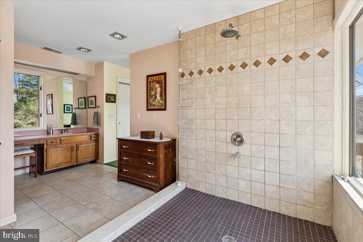 GREAT OAK ESTATES - Residential