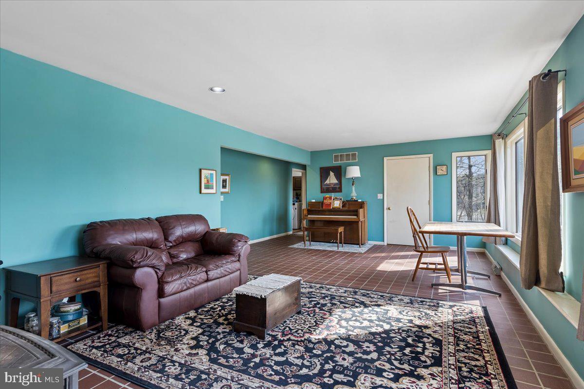 GREAT OAK ESTATES - Residential