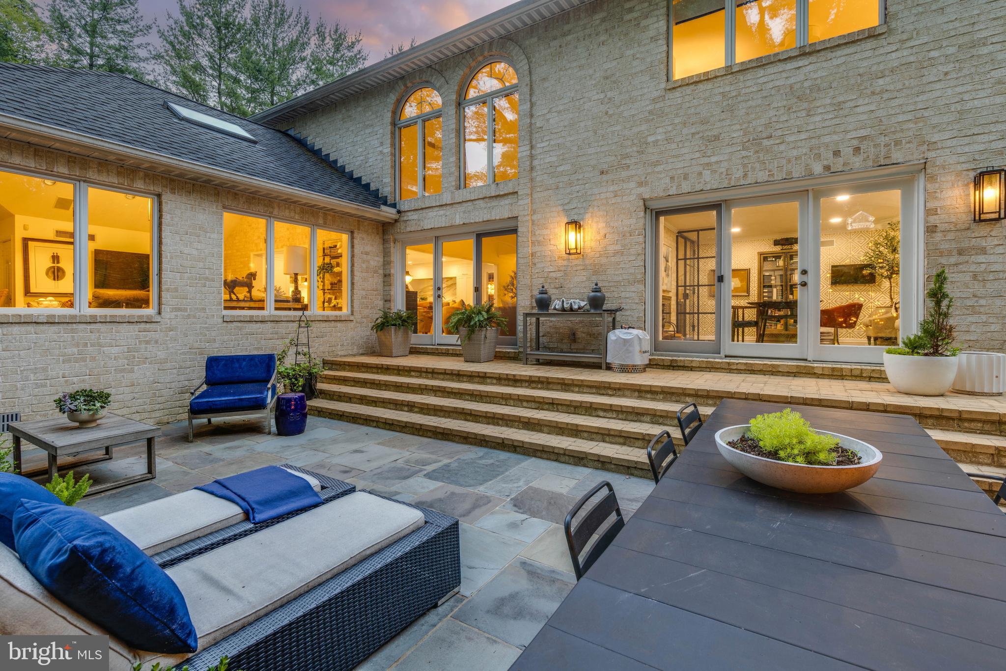 RUXTON HILL - Residential