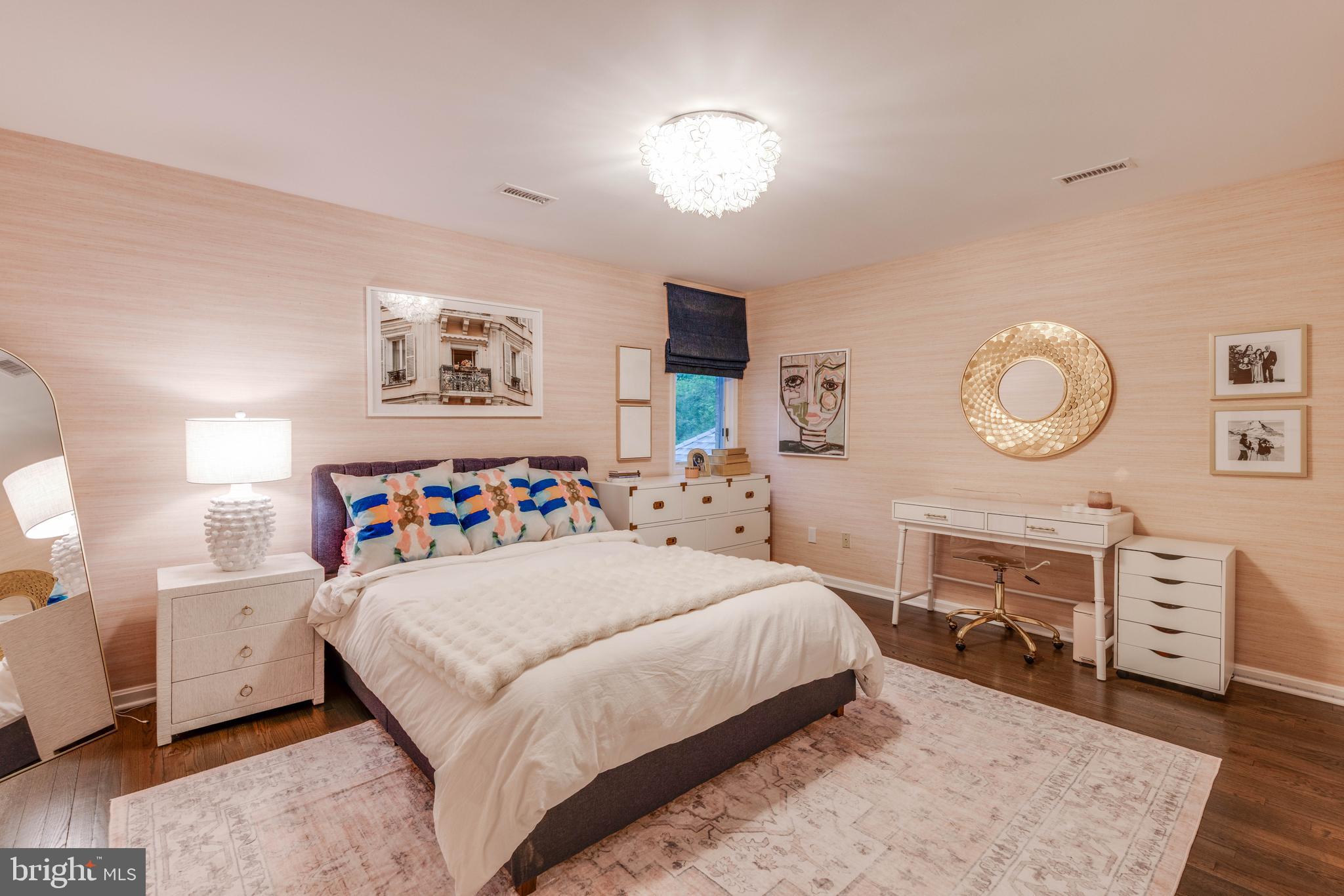 RUXTON HILL - Residential