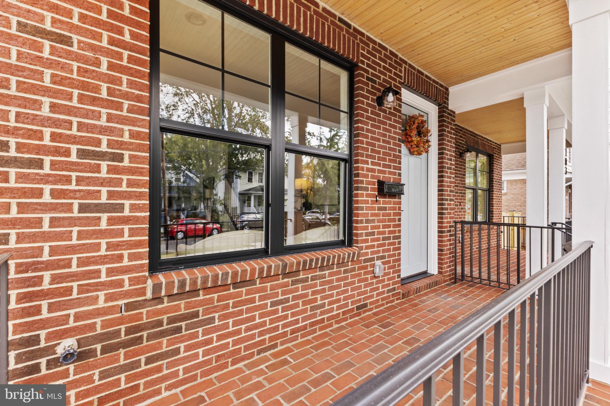 103A E OXFORD AVENUE
