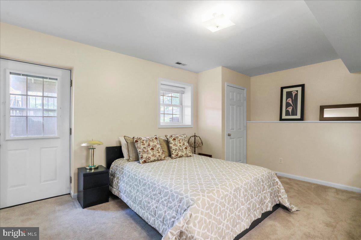 BRIAR RUN - Residential