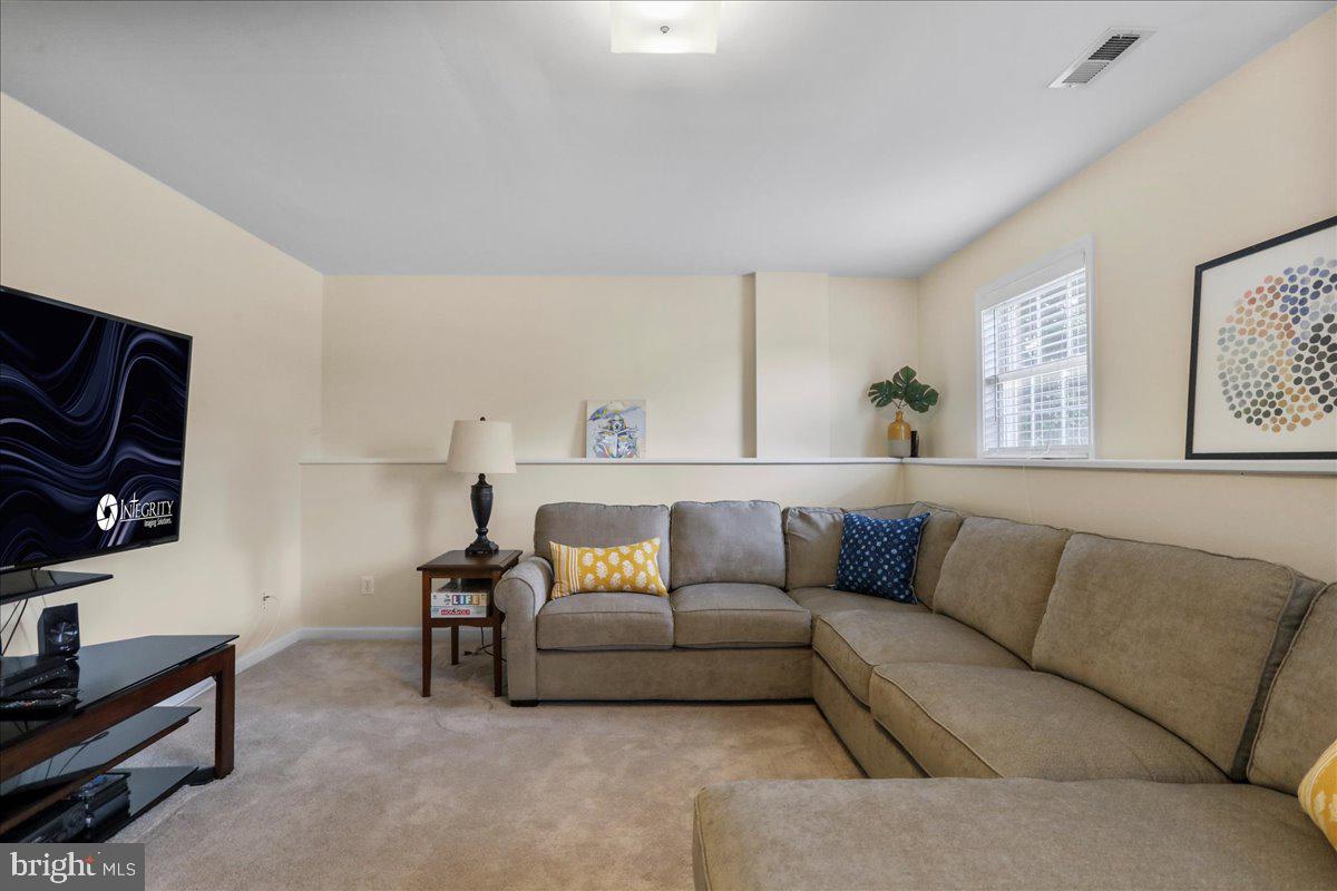 BRIAR RUN - Residential