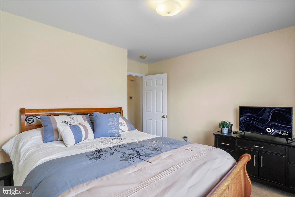 BRIAR RUN - Residential