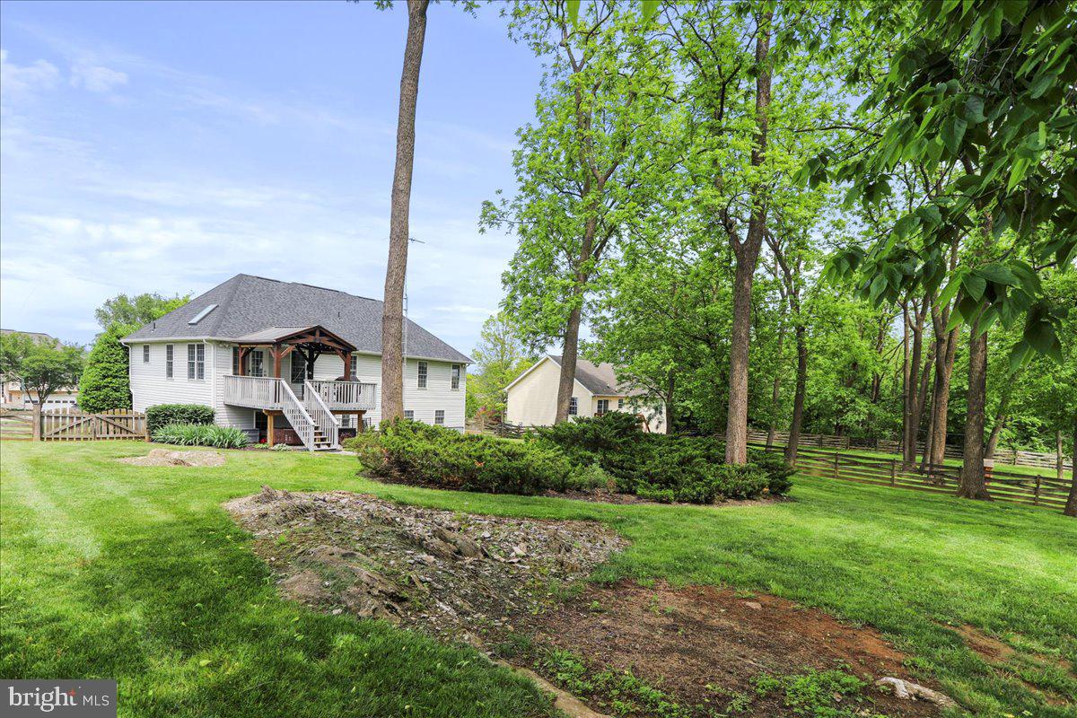 BRIAR RUN - Residential