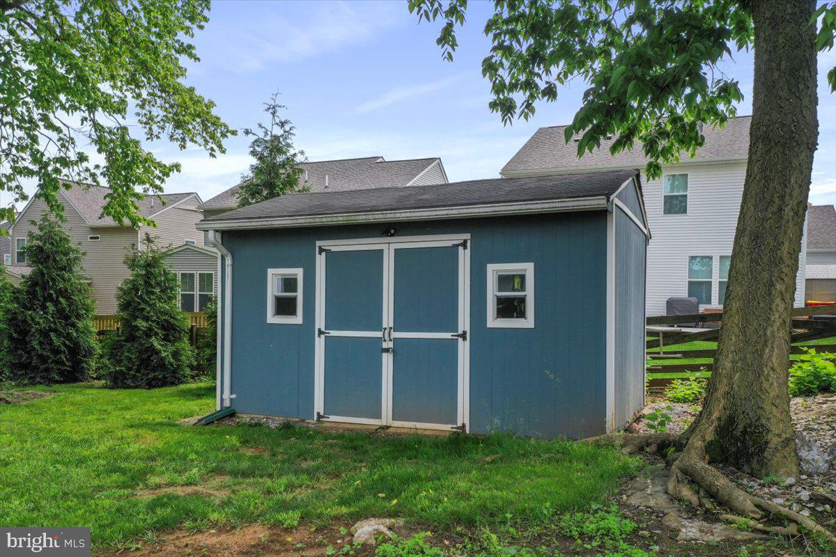 BRIAR RUN - Residential