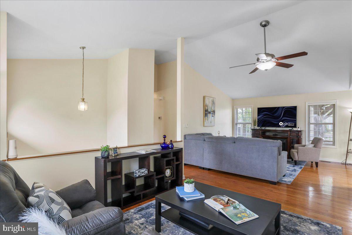 BRIAR RUN - Residential