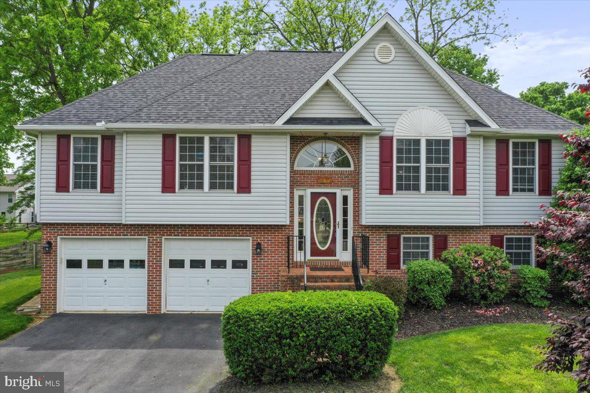 BRIAR RUN - Residential