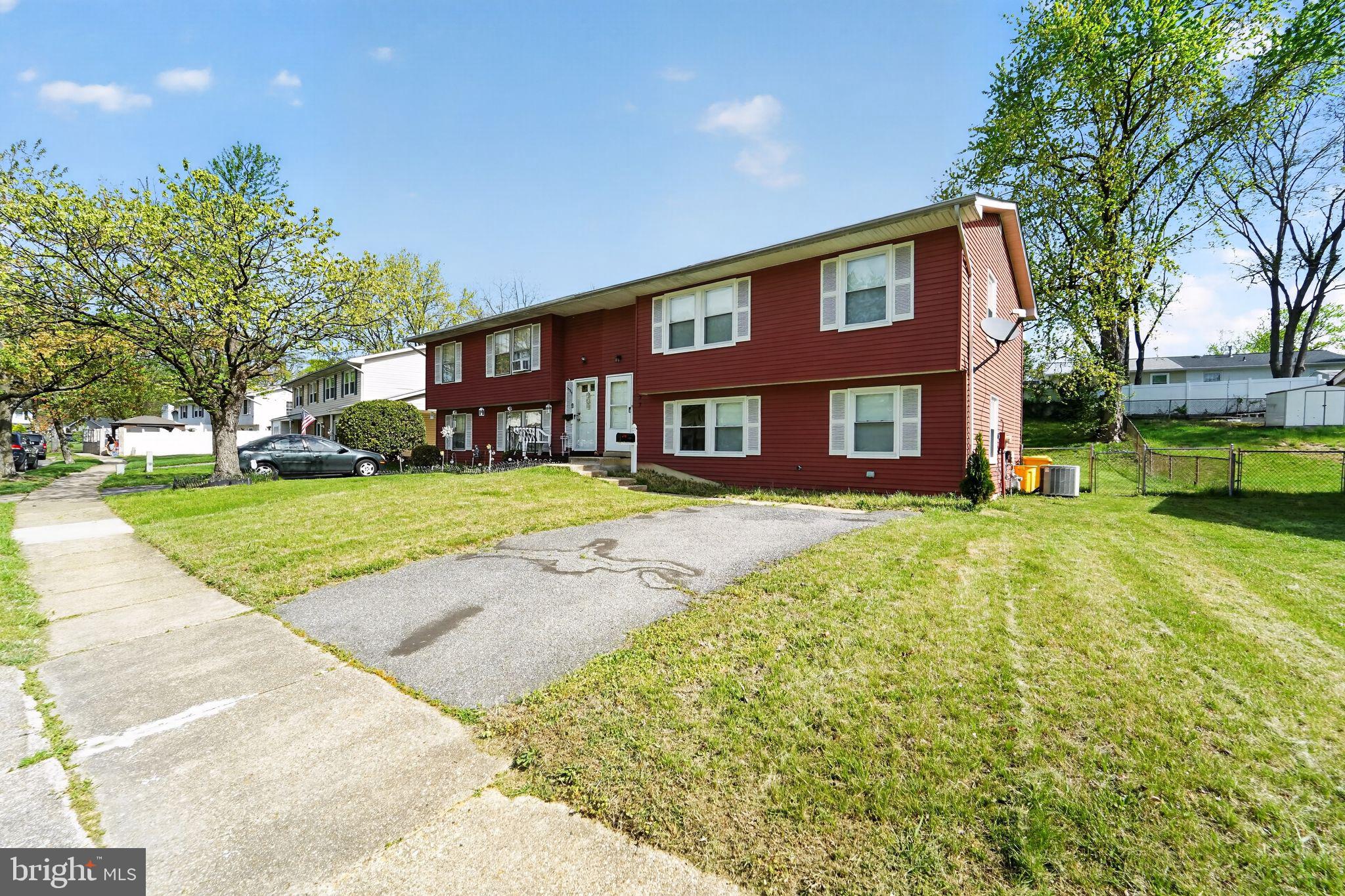 MAPLE RIDGE - Residential