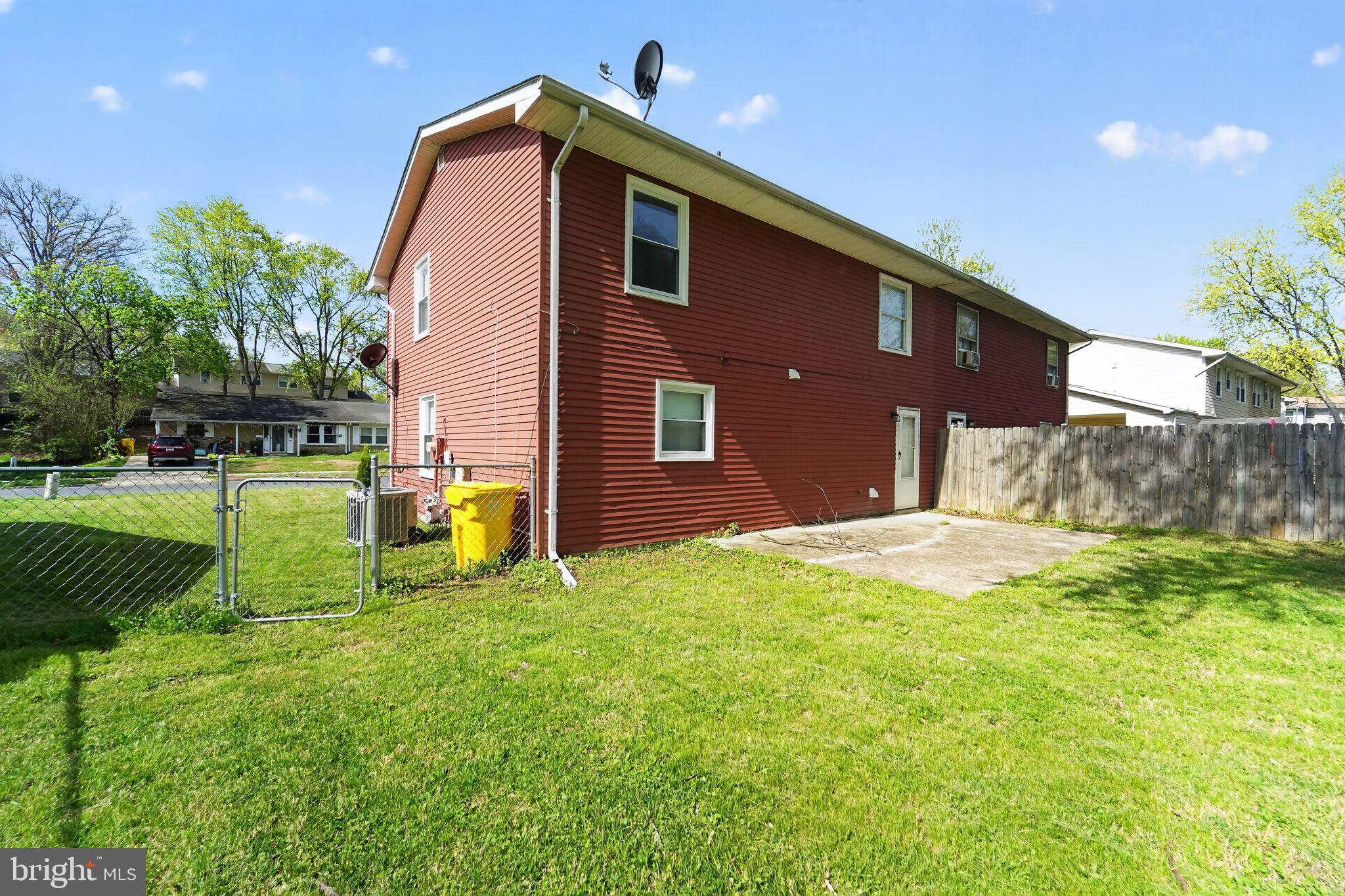 MAPLE RIDGE - Residential