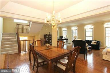 CRESTMONT TOWNHOUSES - Residential Lease