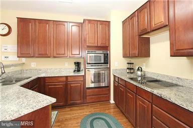 CRESTMONT TOWNHOUSES - Residential Lease
