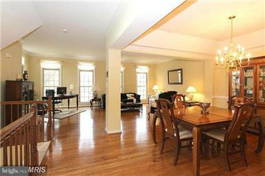 CRESTMONT TOWNHOUSES - Residential Lease