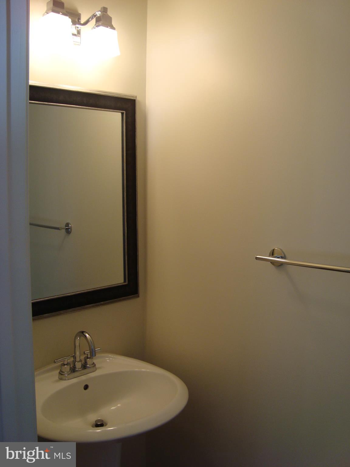 WOODVIEW VILLAGE WEST - Residential