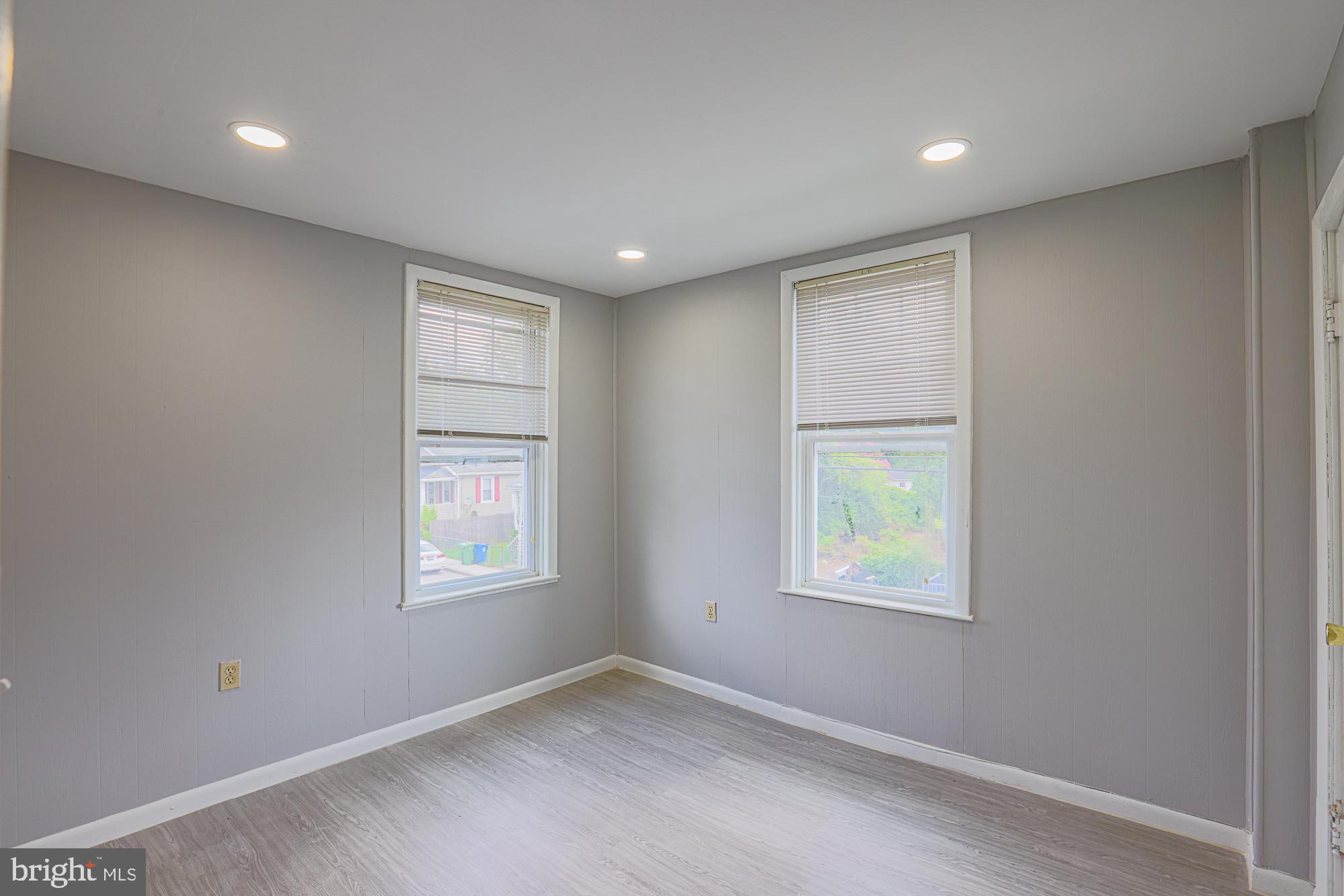 GOVANS - Residential