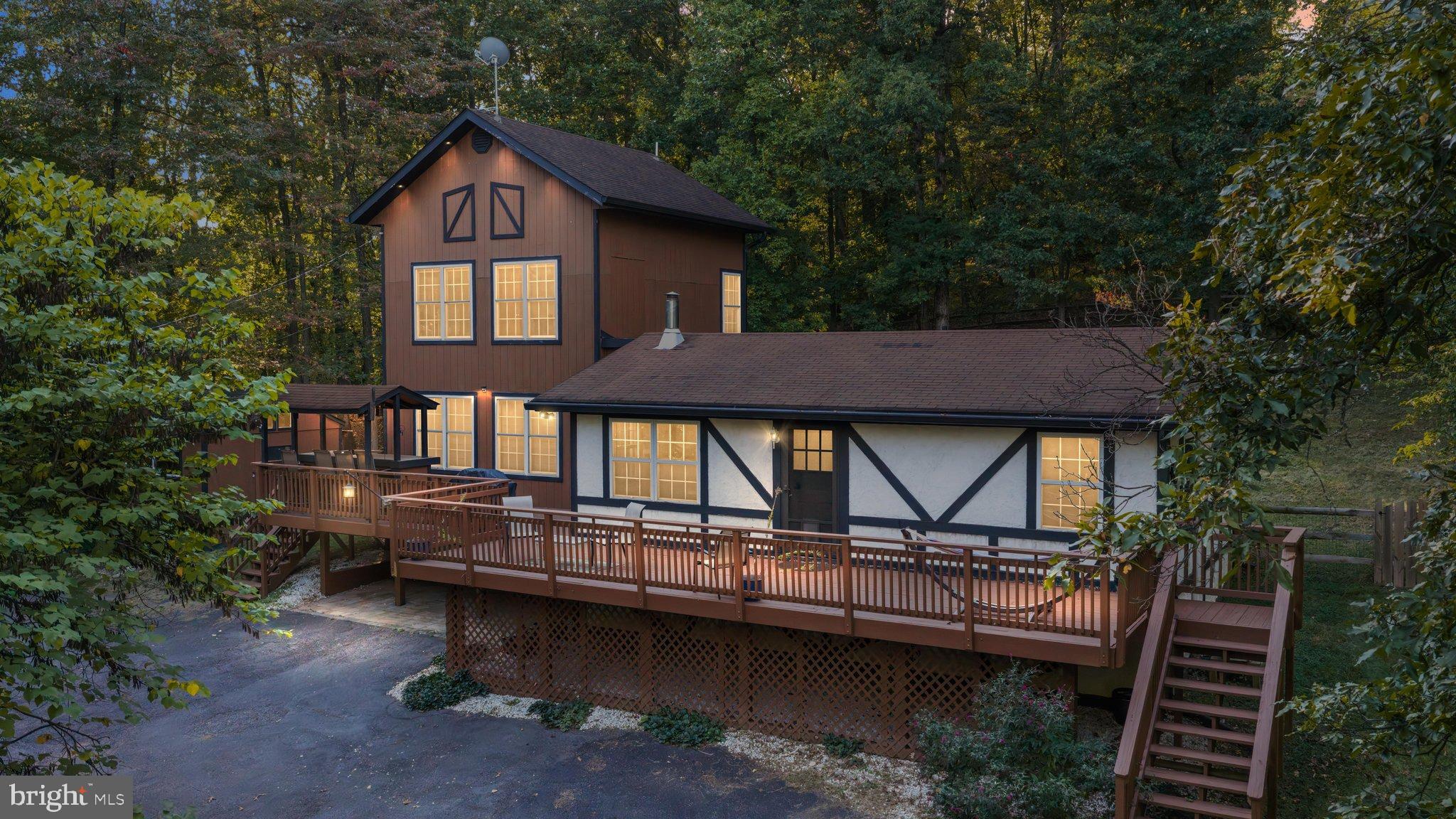 104 LAUREL LANE