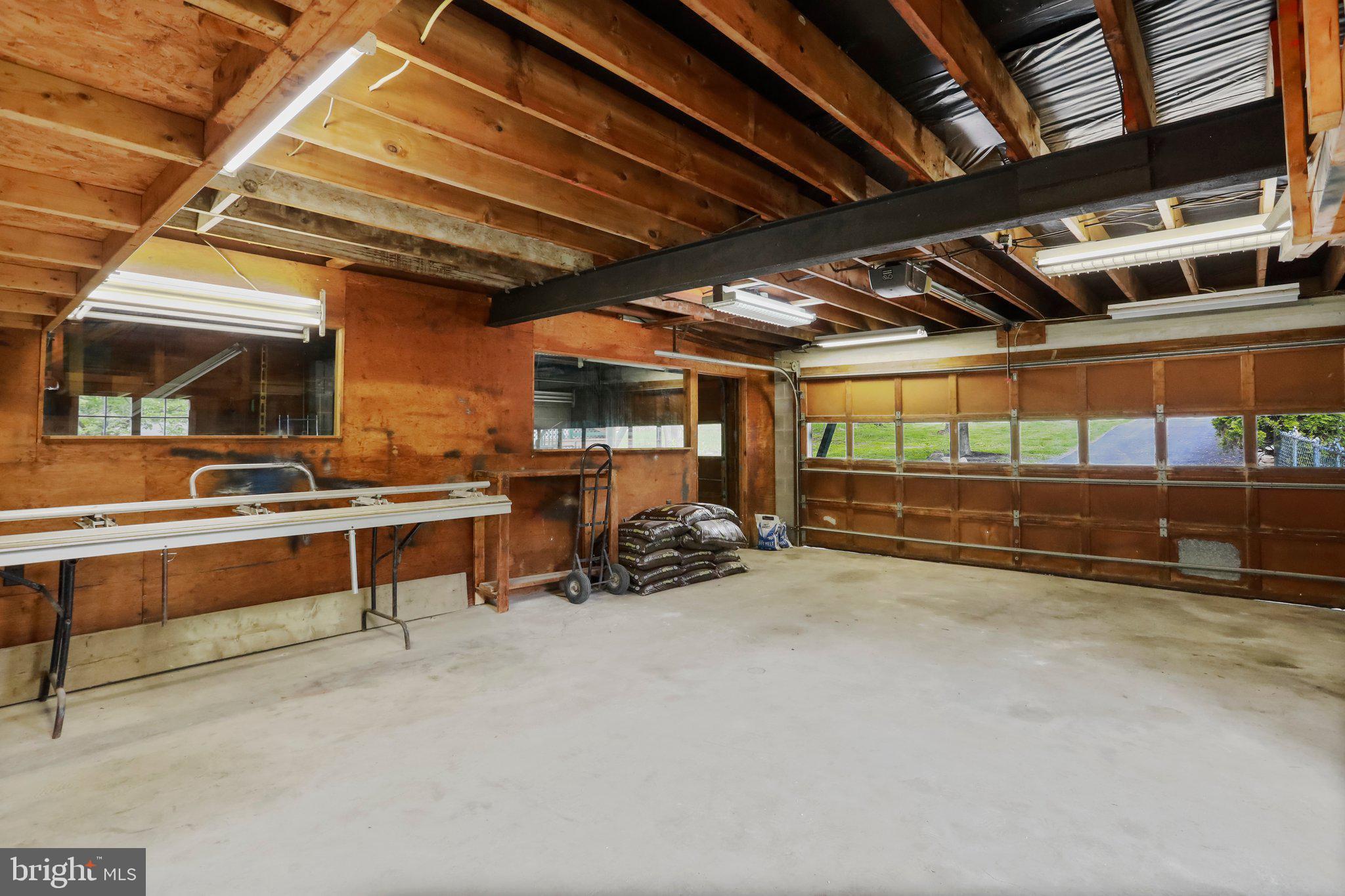 HARPERS FERRY - Residential