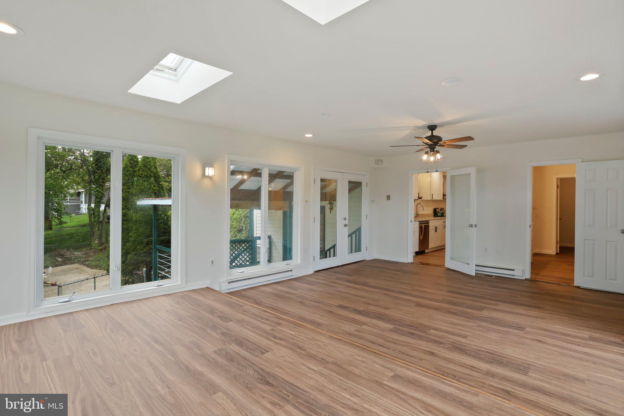 HARPERS FERRY - Residential