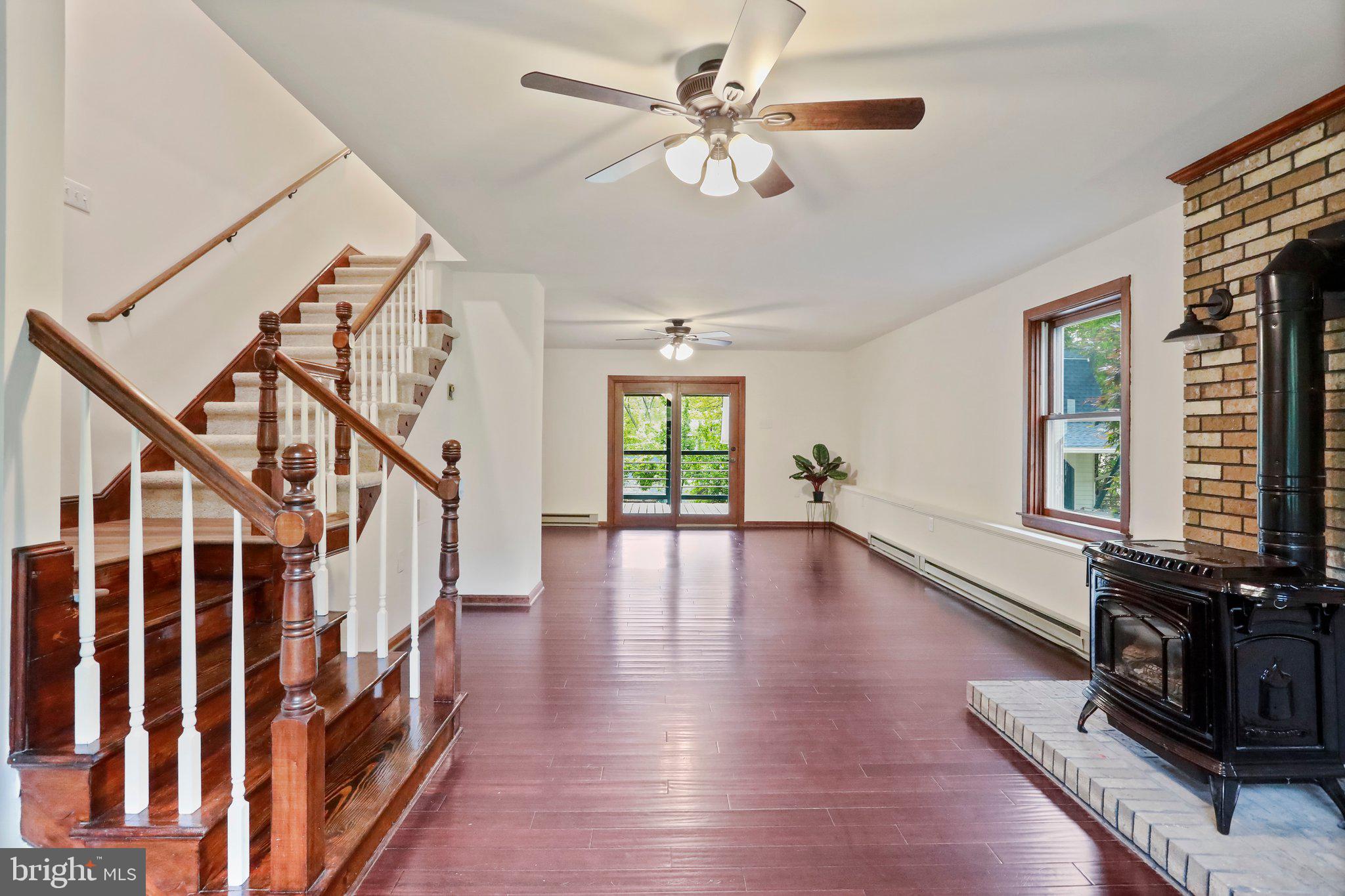 HARPERS FERRY - Residential