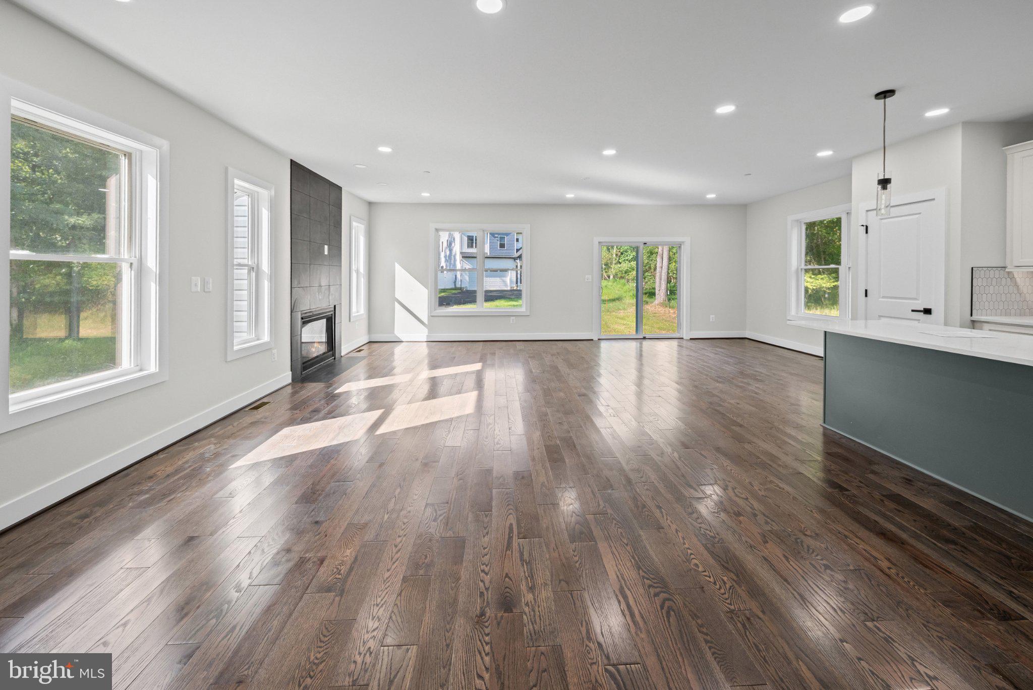 4816 OAKLAND PARK ROAD
