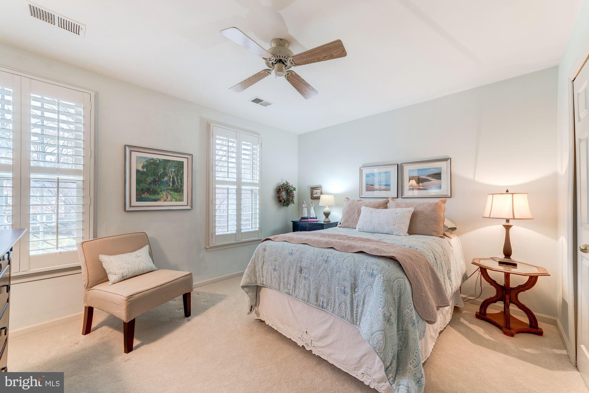 CROSSPOINTE - Residential