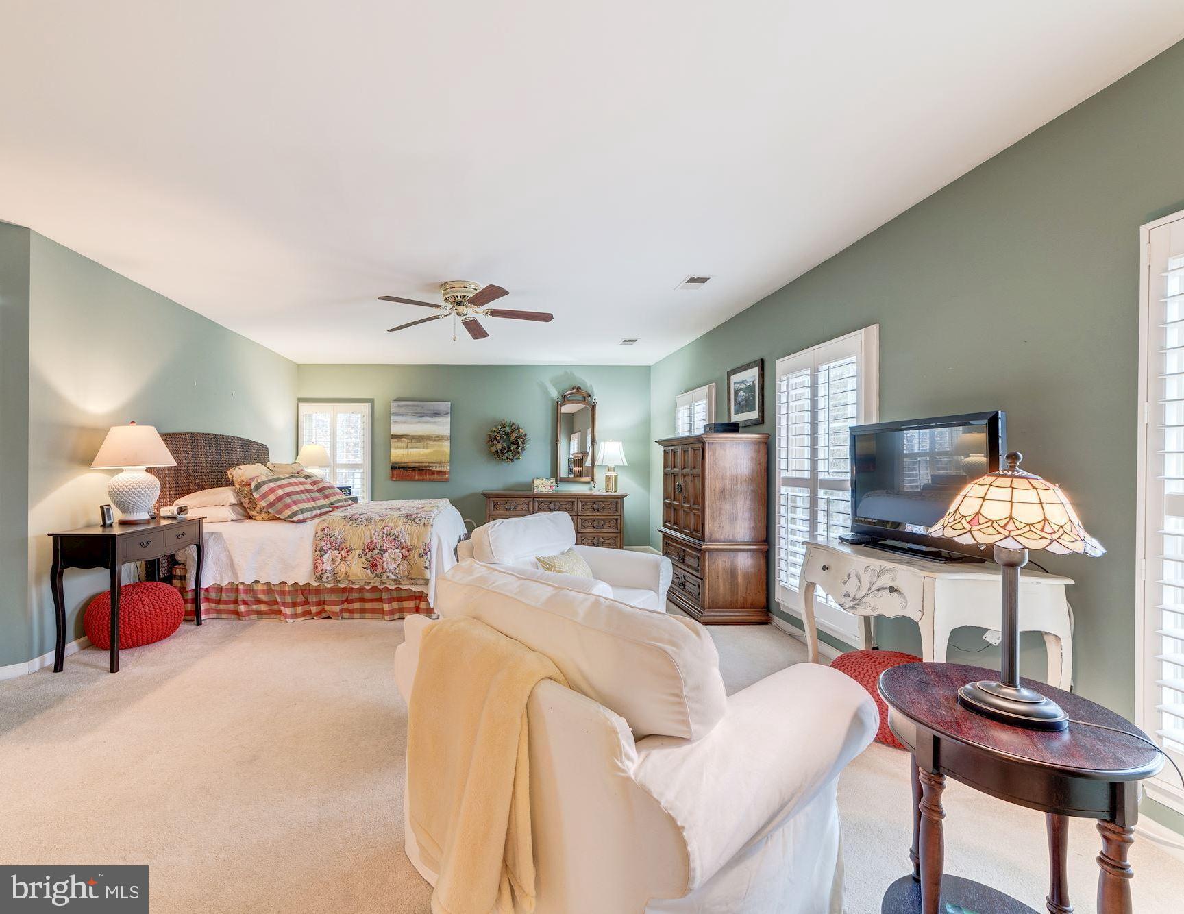 CROSSPOINTE - Residential