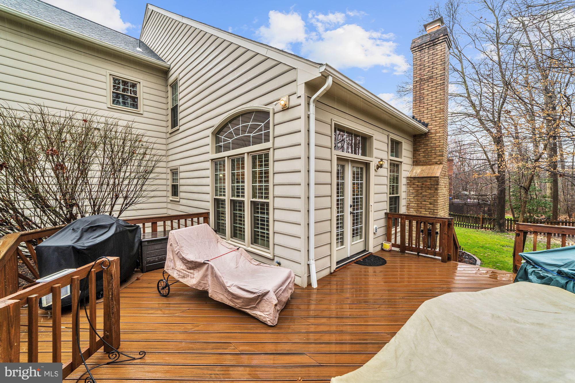 CROSSPOINTE - Residential