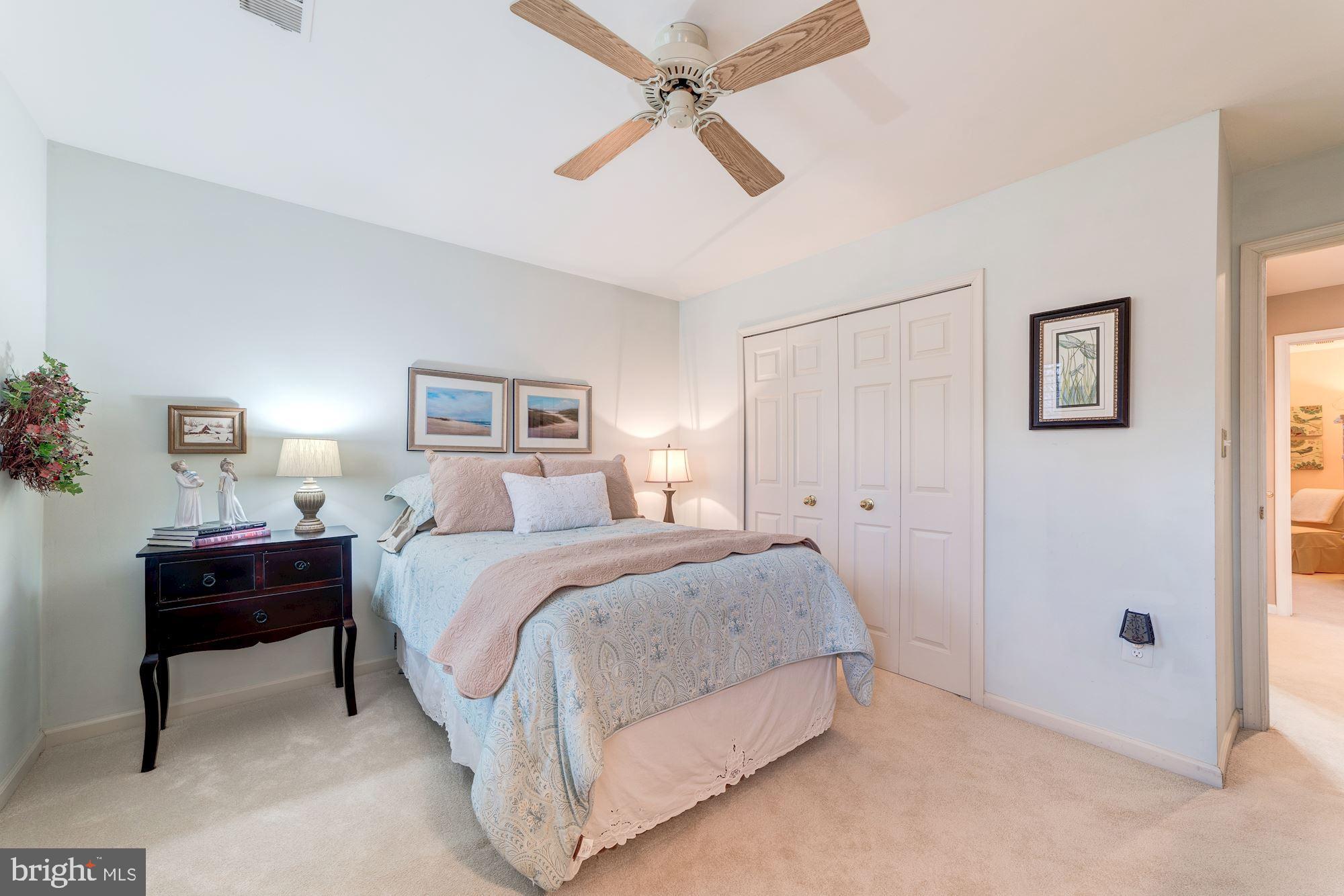 CROSSPOINTE - Residential