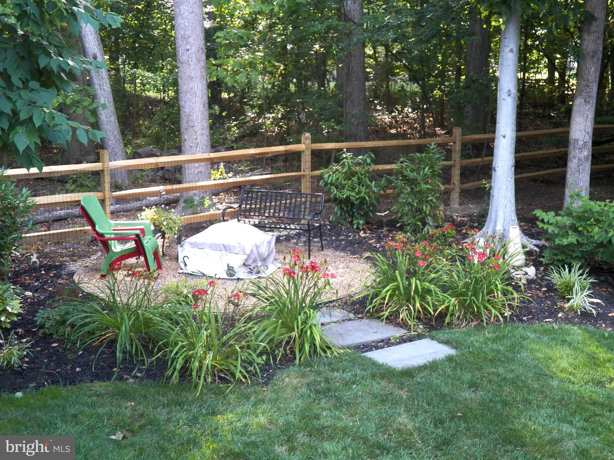 CROSSPOINTE - Residential