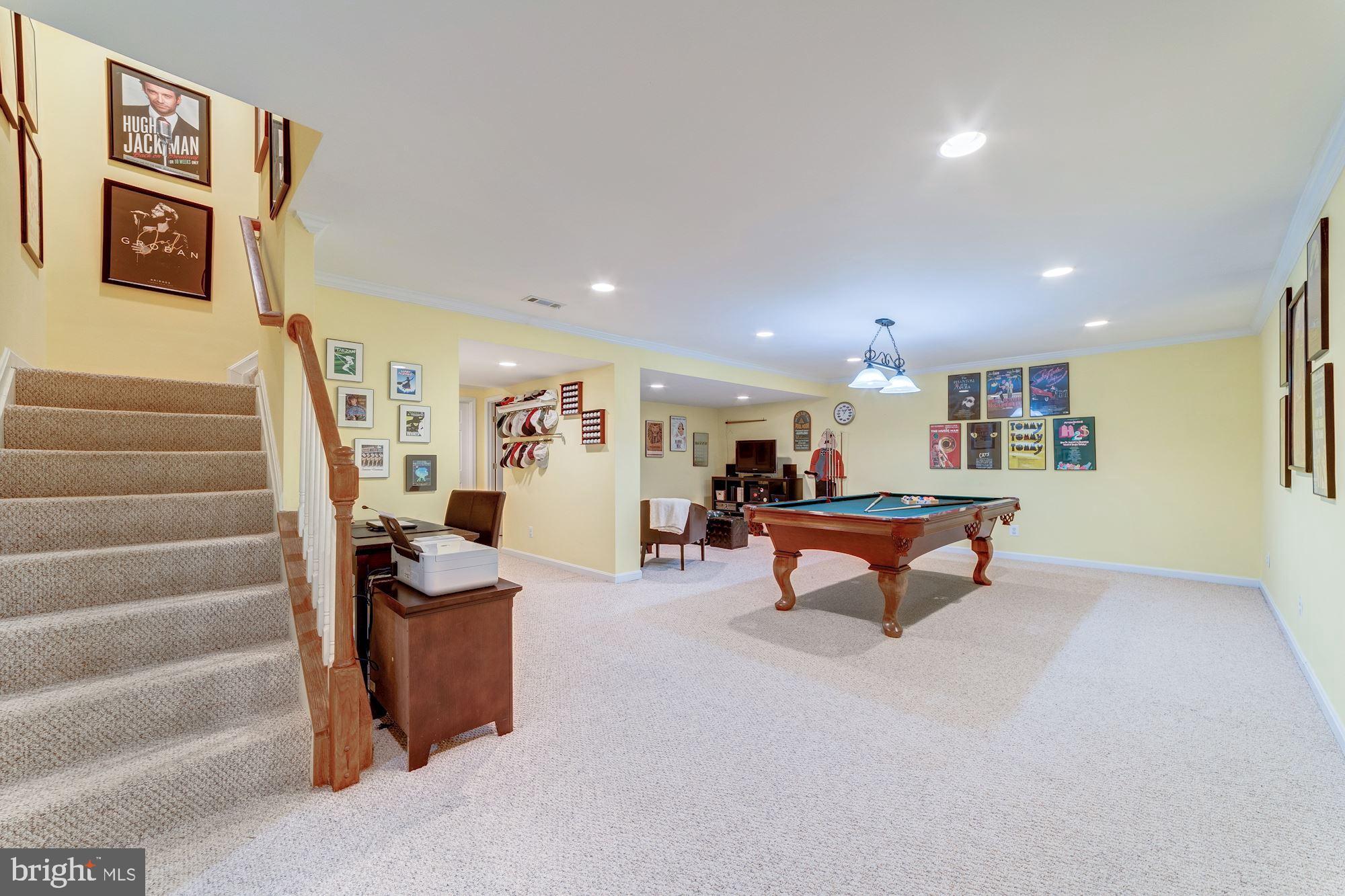 CROSSPOINTE - Residential