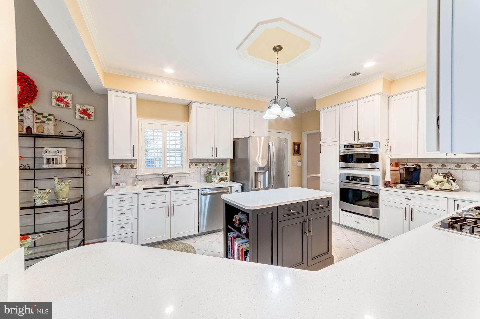 CROSSPOINTE - Residential