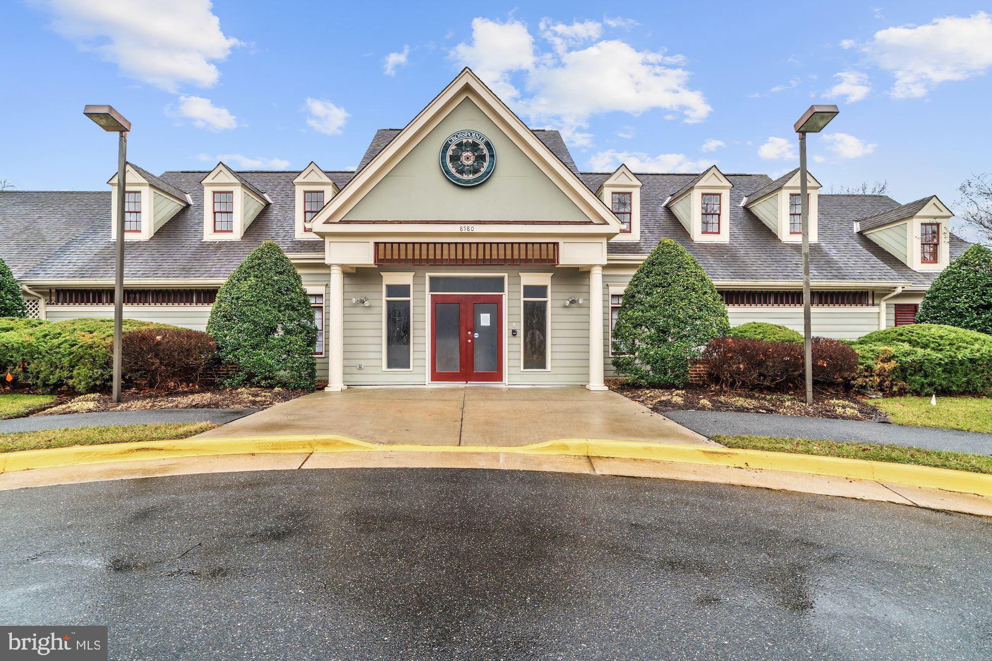 CROSSPOINTE - Residential