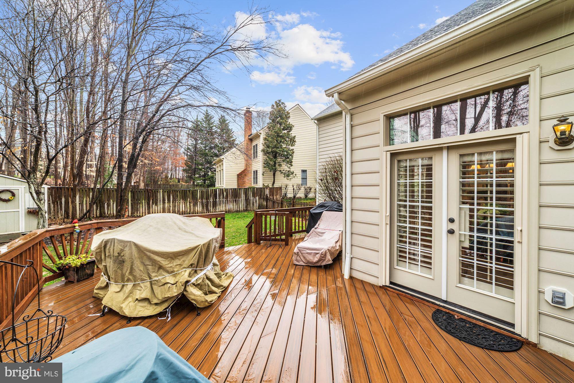 CROSSPOINTE - Residential