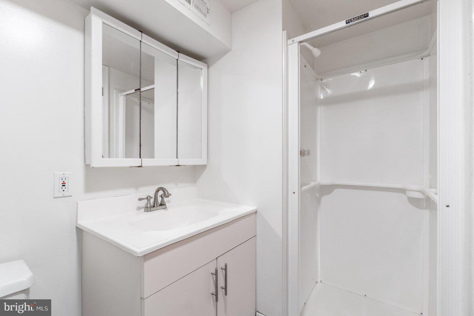 WASHINGTON VILLAGE - Residential