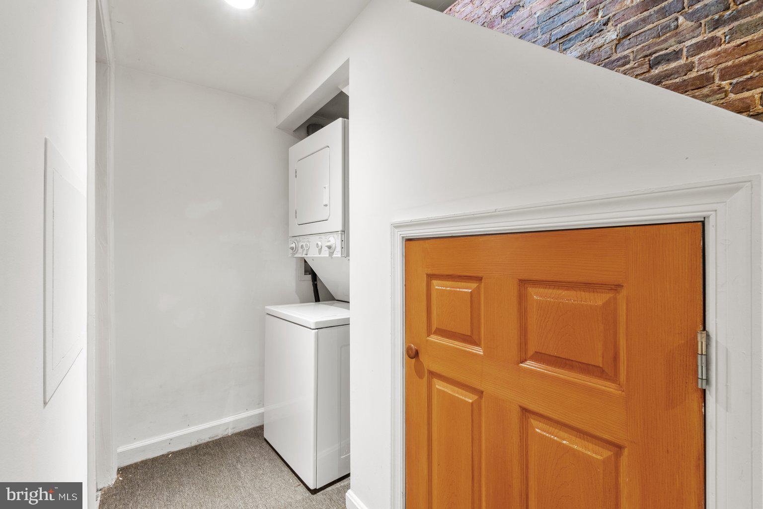 WASHINGTON VILLAGE - Residential