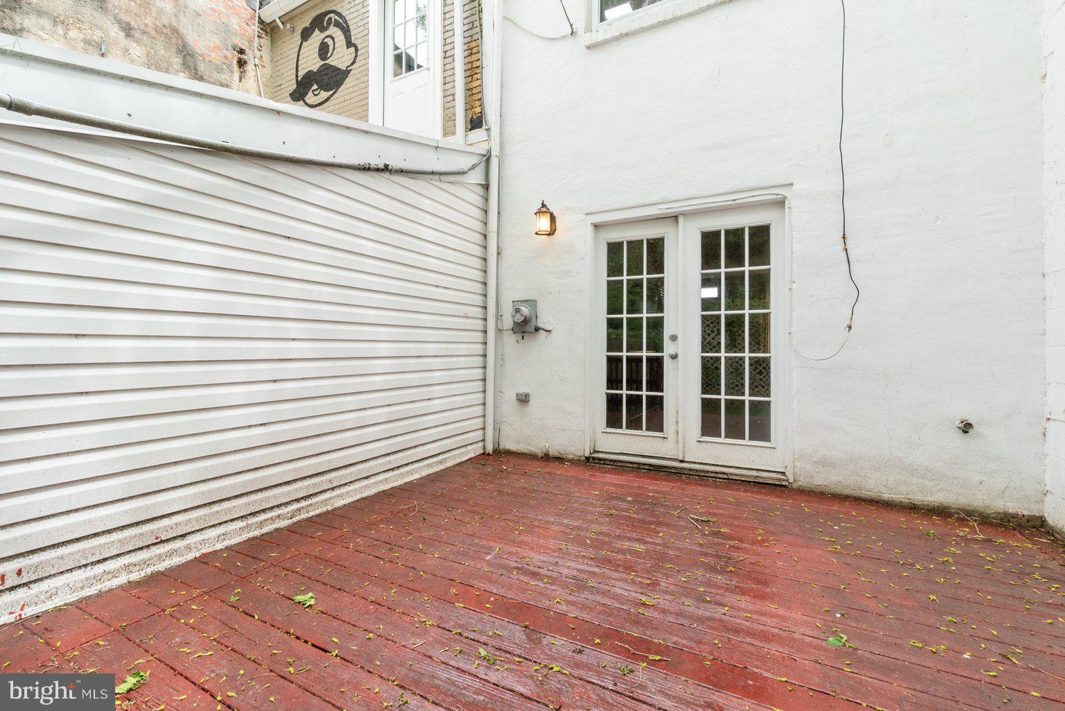 WASHINGTON VILLAGE - Residential