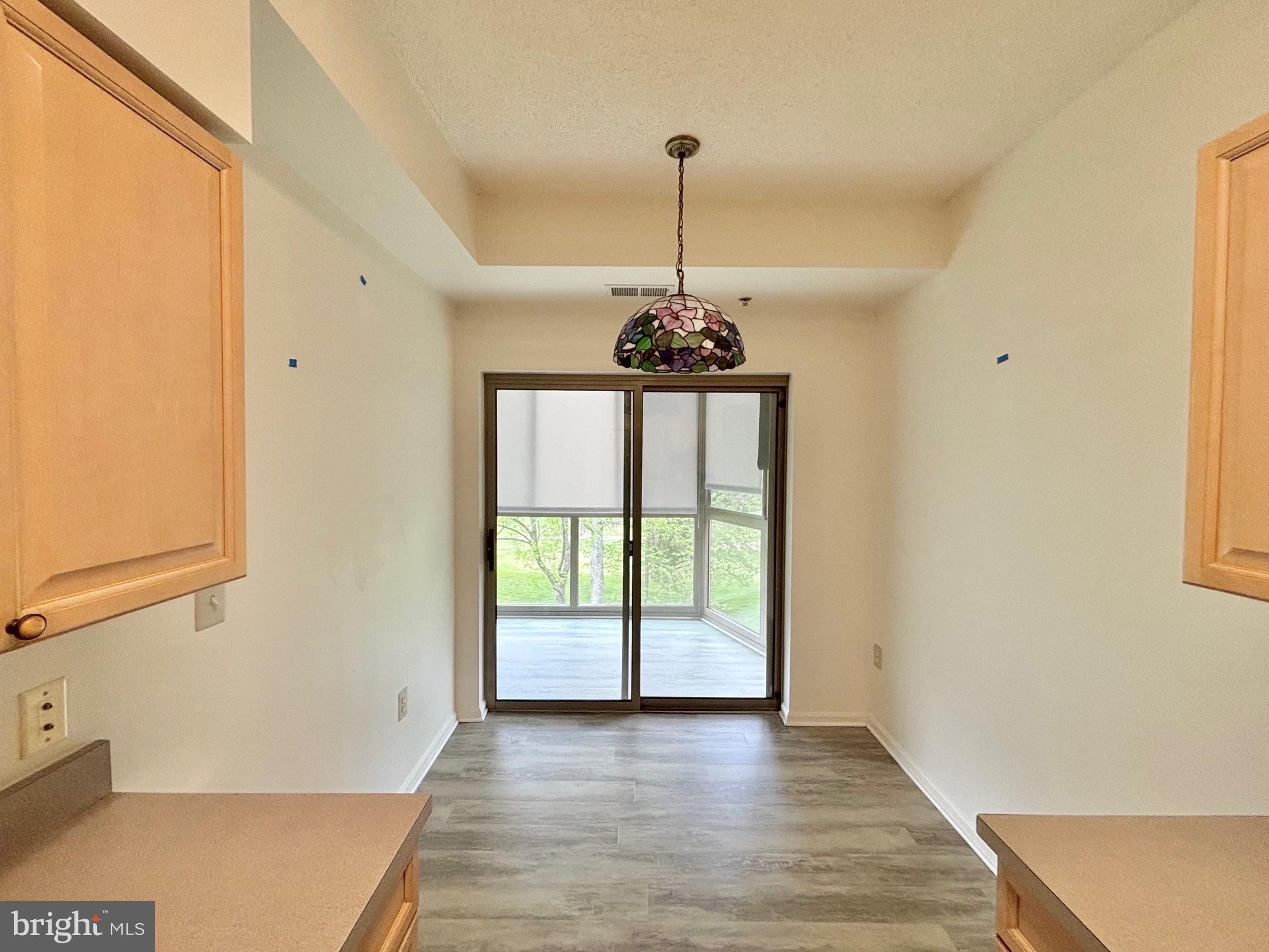 LEISURE WORLD - Residential