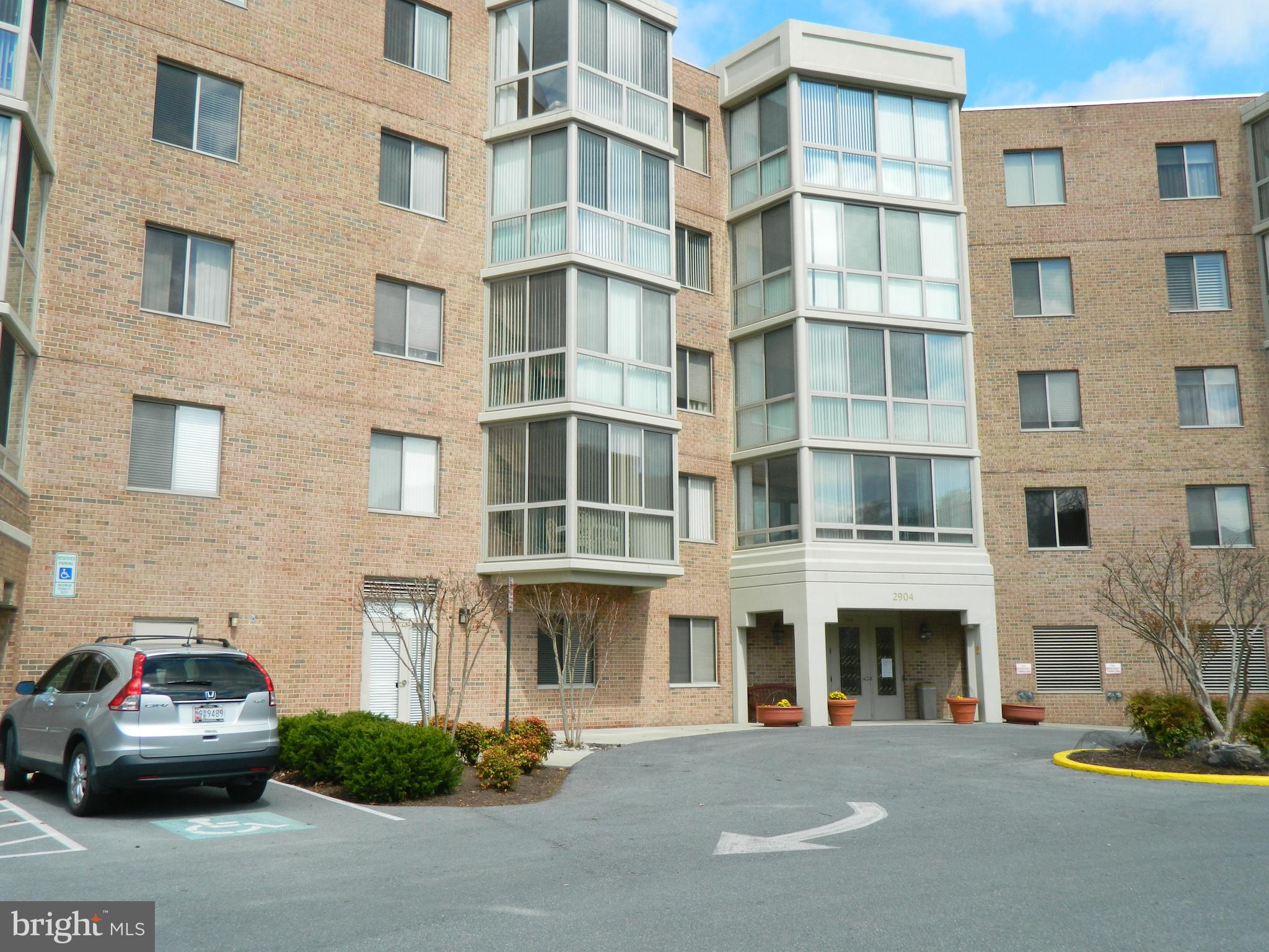 LEISURE WORLD - Residential