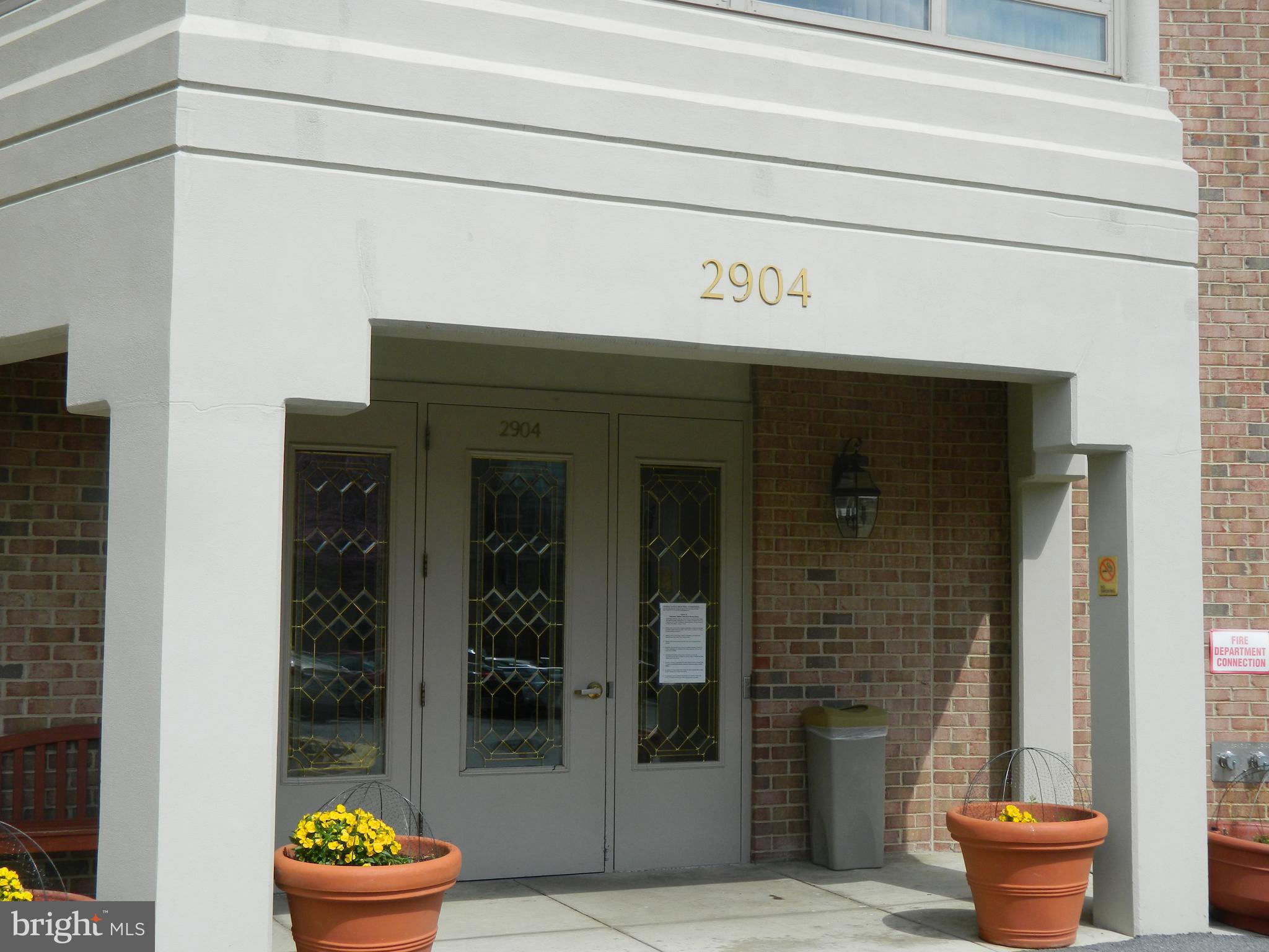 LEISURE WORLD - Residential