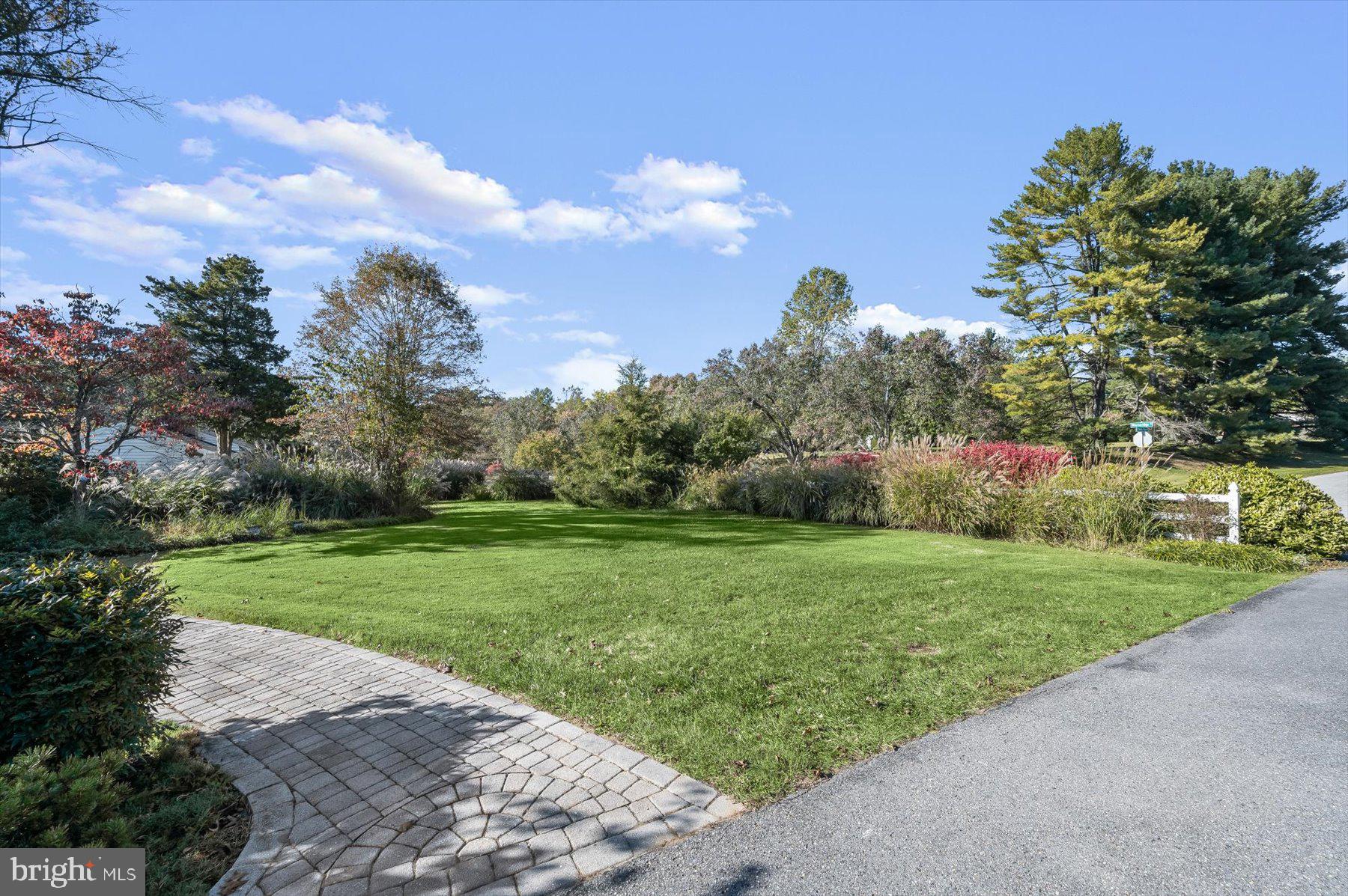 MOORESFIELD - Residential