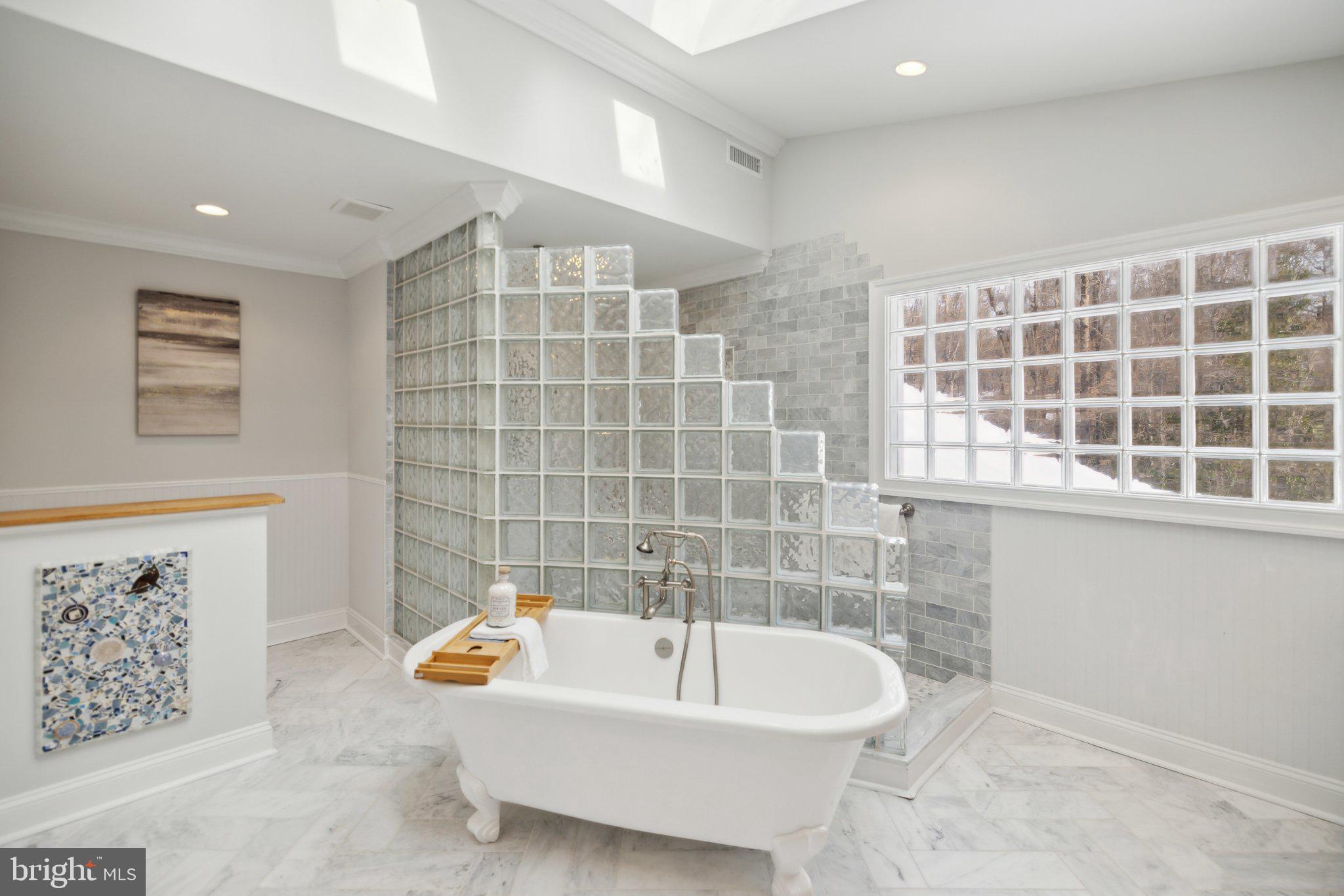 MAZZA WOODS - Residential