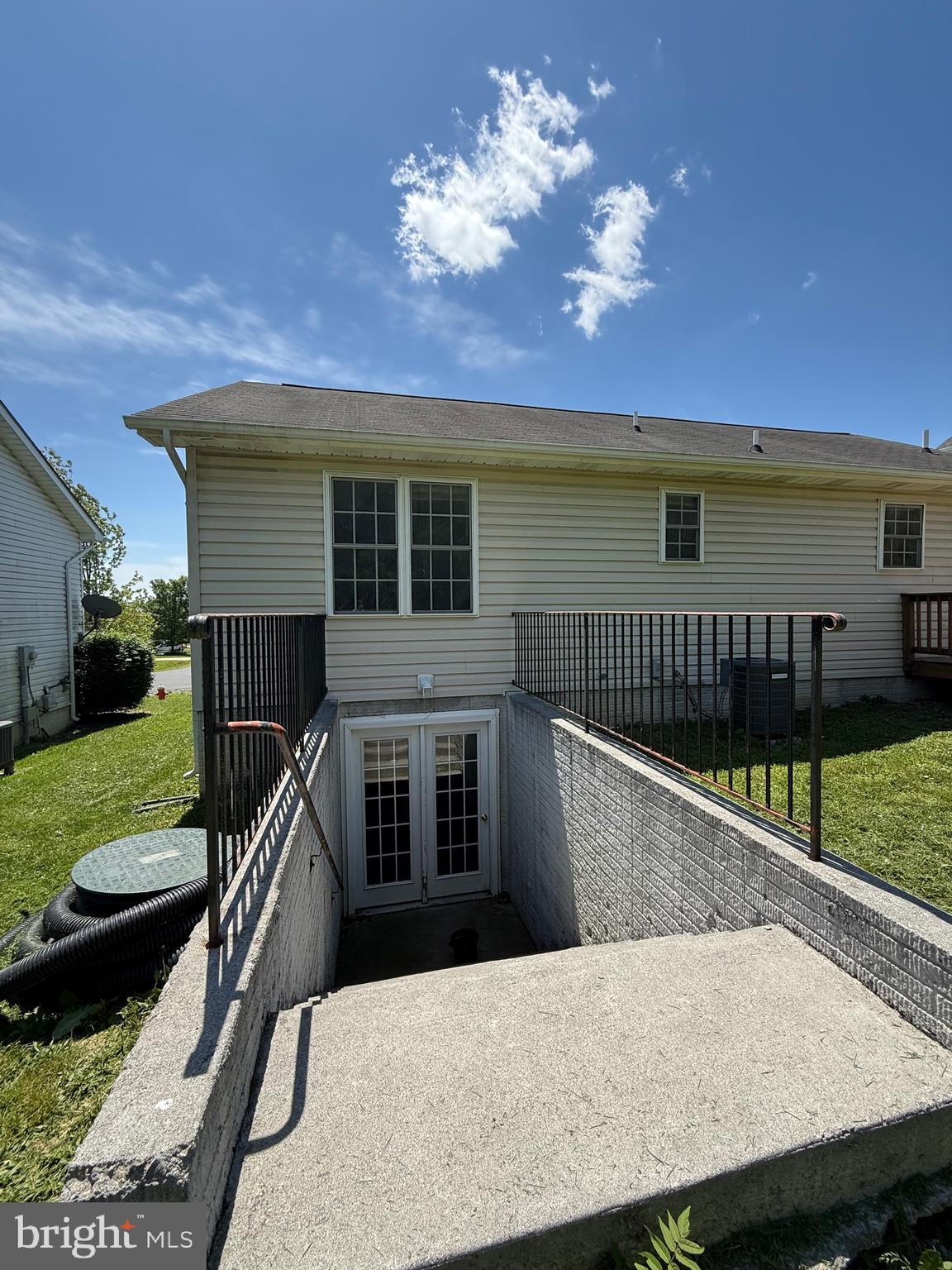 INWOOD MEADOWS - Residential