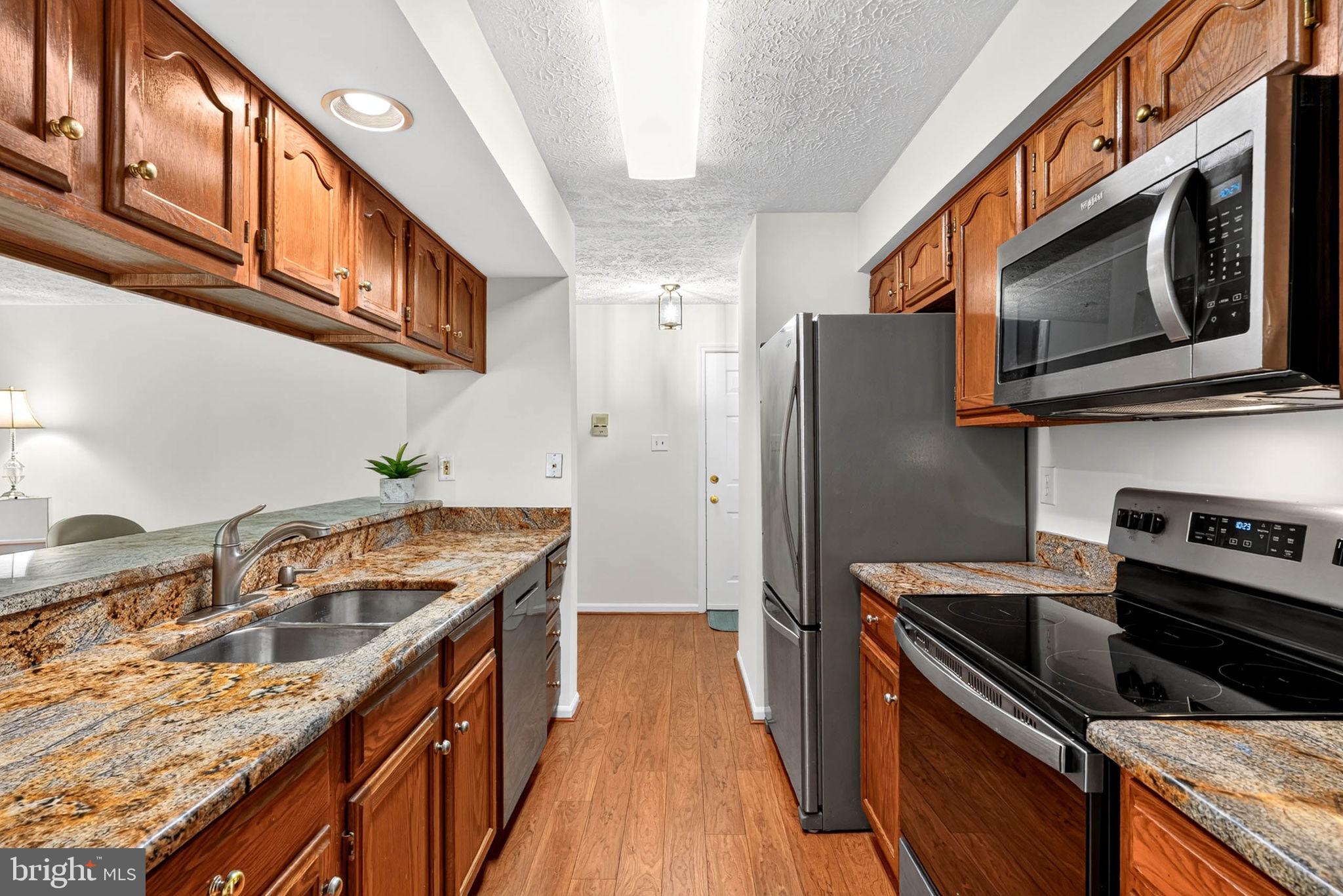 1436 GREENBRIAR CIRCLE 3-1436
