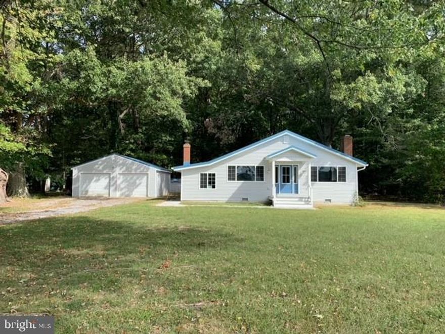 Just like brand new.  This great one level home has been completely redone and is ready for its next occupants.  Two bedrooms and two full baths, with great open floor plan.  Big kitchen with brand new white cabinetry, upgraded counters, new SS appliances,  and views of the Potomac River.  Huge Family room adjacent to kitchen with a great view also.  All flooring is new, and baths have also been redone.  New HVAC system too. Two car detached garage, private lot and great location make this a great place to call home