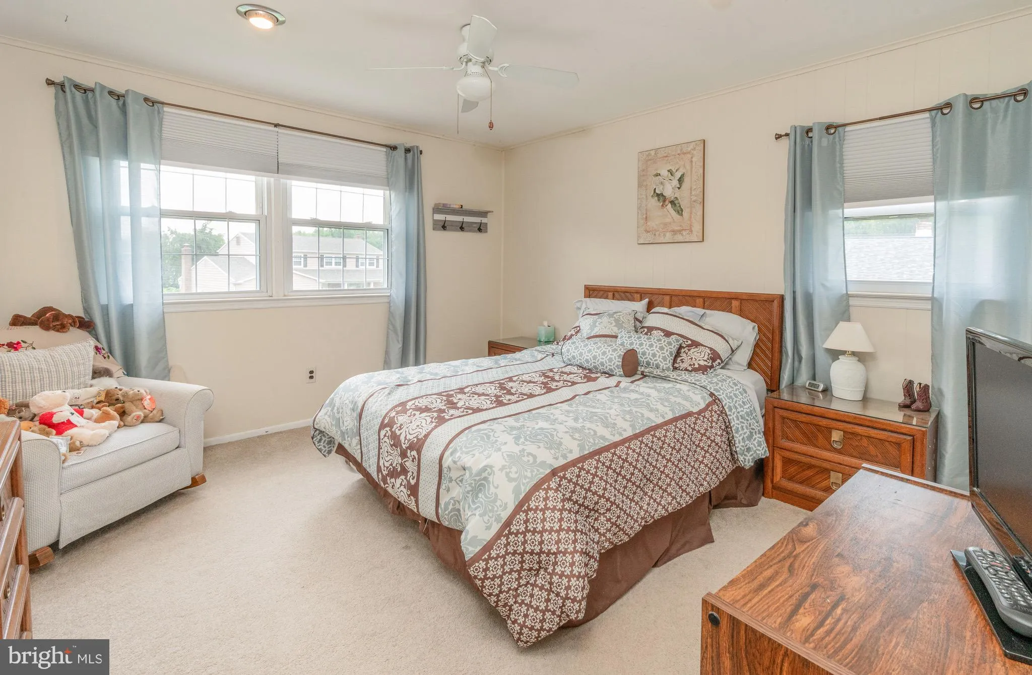 Mount Laurel, New Jersey 08054, United States, 5 Bedrooms Bedrooms, ,4 BathroomsBathrooms,Residential,Active,175887