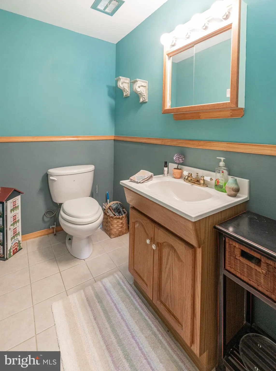 Mount Laurel, New Jersey 08054, United States, 5 Bedrooms Bedrooms, ,4 BathroomsBathrooms,Residential,Active,175887