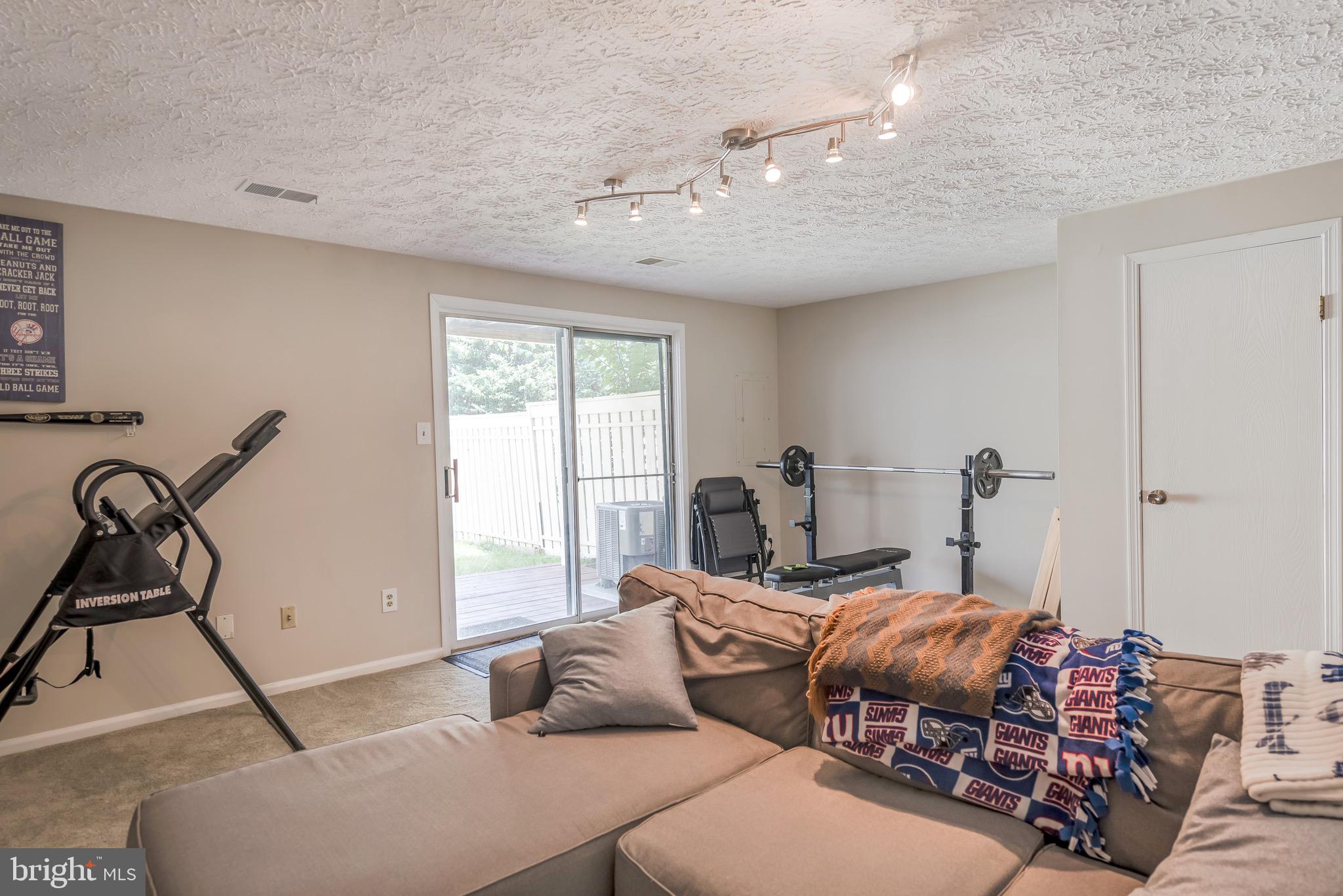 WALNUT RIDGE - Residential