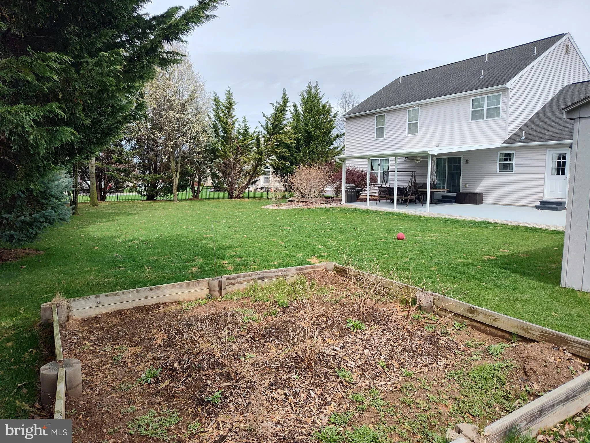 Blandon, Pennsylvania 19510, United States, 4 Bedrooms Bedrooms, ,3 BathroomsBathrooms,Residential,Active,108144