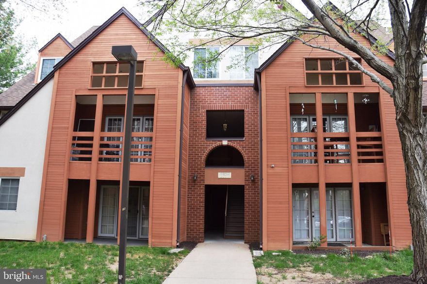 Large 2 bed 2.5 bath 1,454 sq ft. top floor two level condominium with bonus den/office room off of main living area. Loaded with the best features and amenities including an updated kitchen with stainless appliances and granite counter tops, dishwasher, full size front loading washer and dryer, fireplace, deck off of living room with storage unit, extra large dining room, hardwood floors on    main level and carpeting on second level, and 1/2 bath powder room on main level with private full bathrooms off of each upstairs bedroom.Great opportunity to live in a golf course community next to the Fairway Hills golf club conveniently located less than 2.5 miles from the Columbia Mall and less than a mile to Centennial Park in the community of Heatherfield Condominiums. Close proximity to shopping, easy access to DC & Baltimore. Major Highways include 29, 95, 175 & the unit is off of 108 in the heart of Columbia. Close to historic Ellicott City and the modern elements of the Columbia Town Center. Active lifestyle friendly with the park & lakefront nearby, bike trails, and golf course. Shopping galore is down the road at the Mall in Columbia. The neighborhood is quiet and convenient to public transportation.