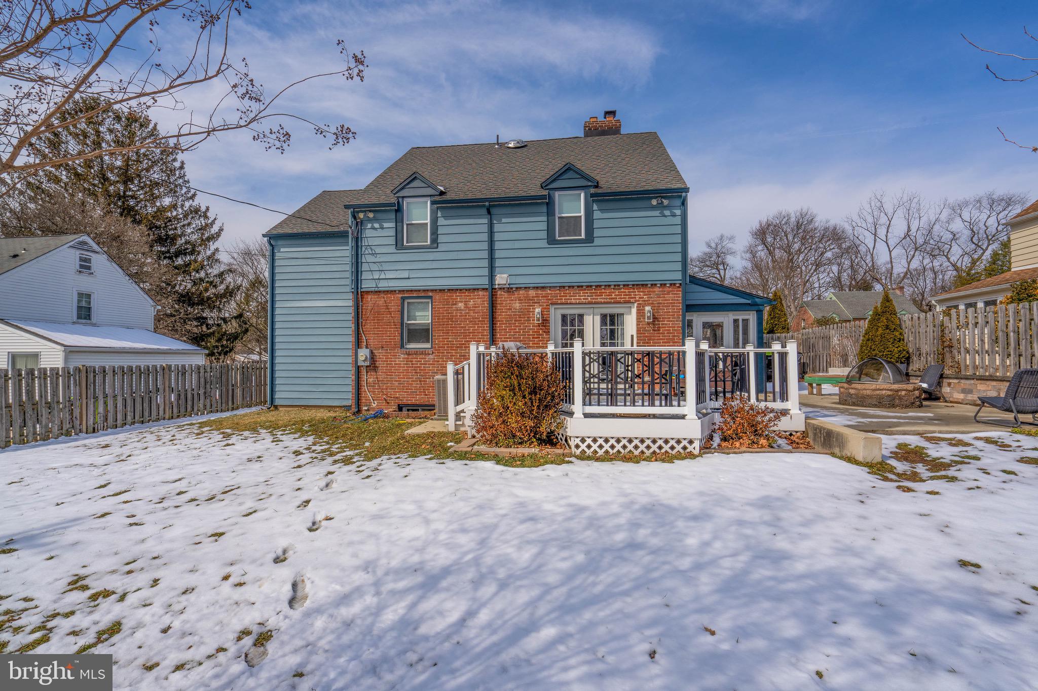 RIVERSIDE GARDENS - Residential